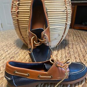 Dooney&Bourke vintage boat shoe.